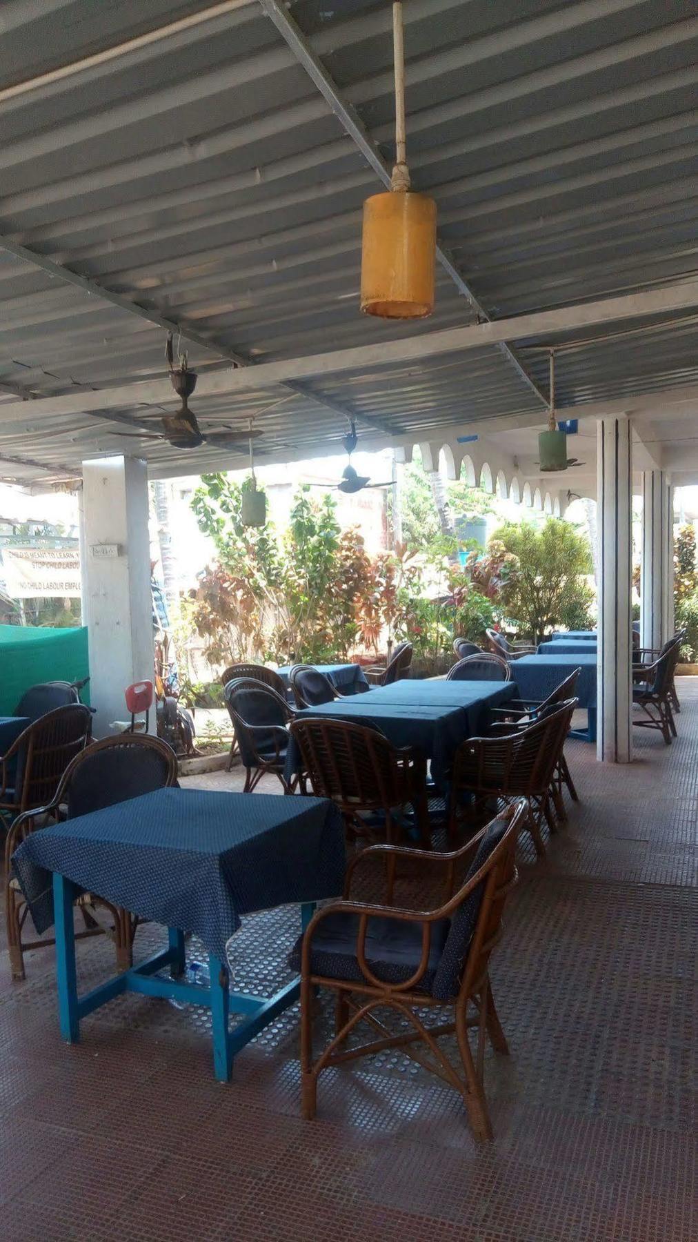 Hotel Shiva Ashvem Ashvem Beach Exterior foto